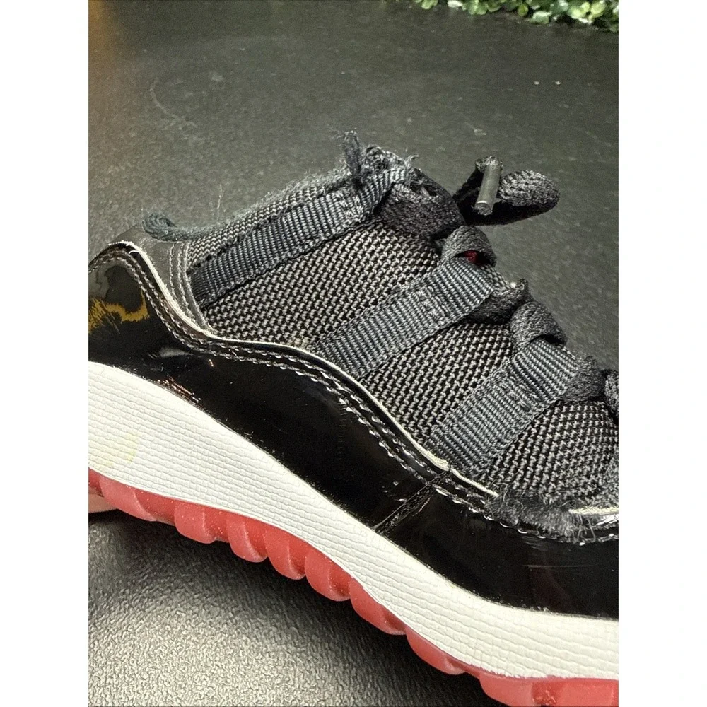 Nike Air Jordan 11 Retro Low Bred Toddler 10C Black Red FV5120-006